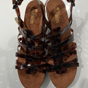 White mountain heels with turquoise straps